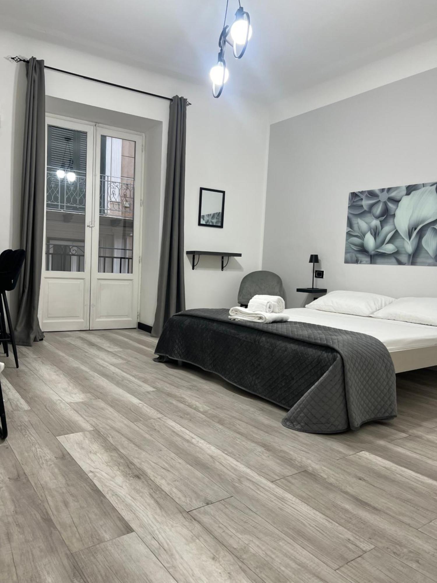 Bibi Rooms And Suite Palermo Exterior foto
